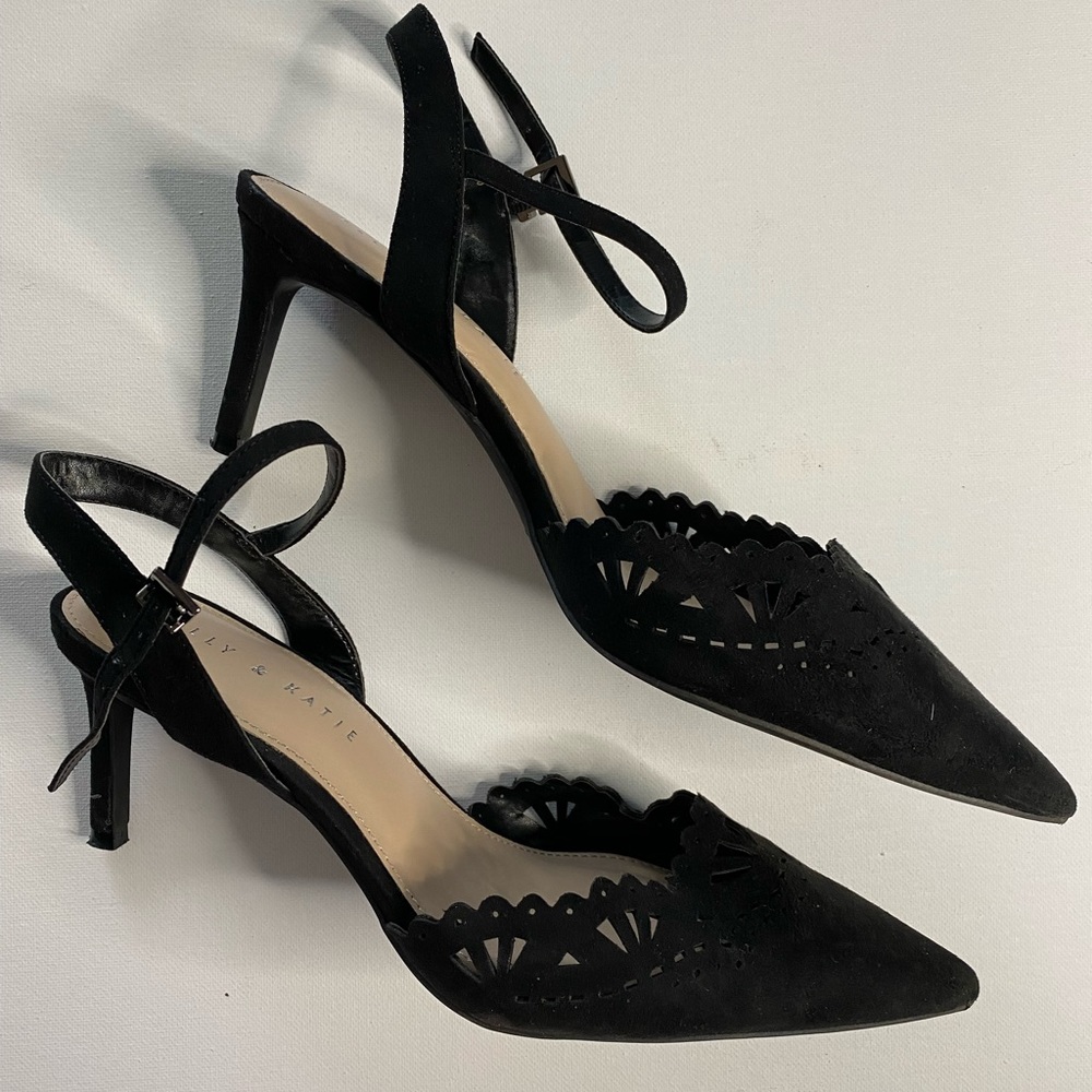 Kelly and kitty kitten heel black pumps, size 9